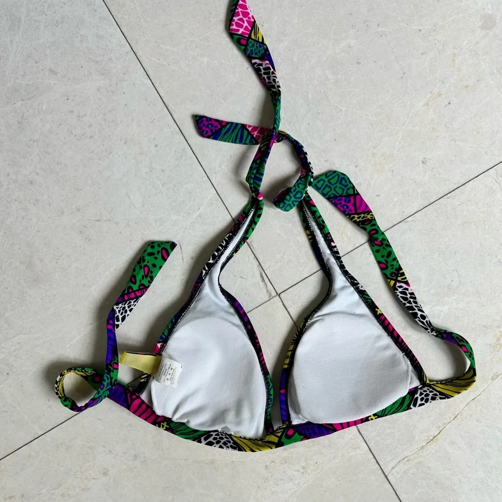 SURFSIDE SWIM TOP - Picture 2 of 3
